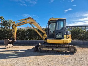 Escavatore Komatsu pc88mr6 due benne