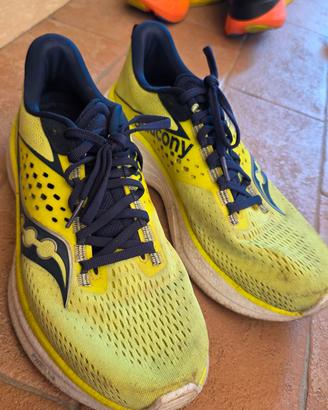 Scarpe Saucony running
