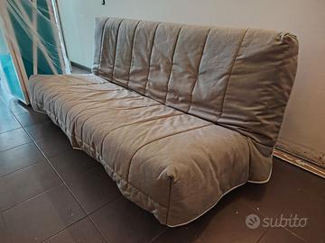 divano letto matrimoniale 200€