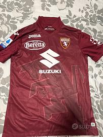 Maglietta del Torino di karamoh indossata