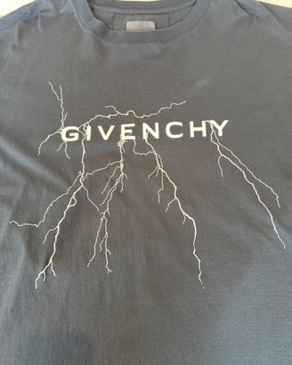 T-Shirt Givenchy