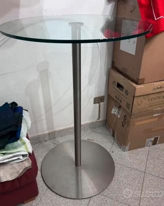 Tavolino in cristallo e acciaio