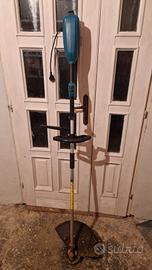 Makita UR3502 decespugliatore