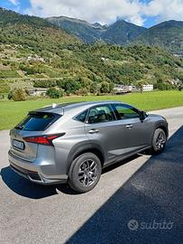 LEXUS NX 300H