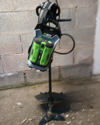 decespugliatore a batteria 