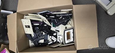 Scatolone prese+placche+vidocitofono