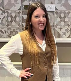 Addetta alla vendita, addetta alle pulizie, altro