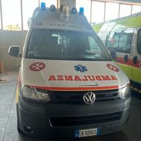 Ambulanza VOLKSWAGEN Transporter
