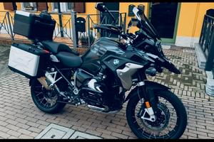Gs 1250 ultimate agosto 2023