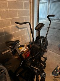 Attrezzi da palestra professionali