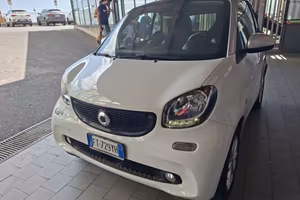SMART BENZINA CAMBIO AUTOMATICO 2019 KM 60000 PREZ