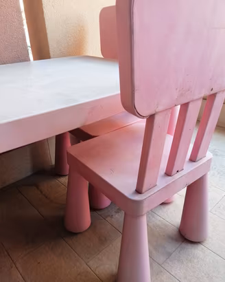 tavolino con seggioline bimbi