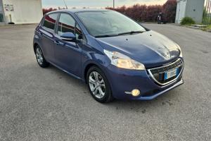 PEUGEOT  208 1.4 HDI