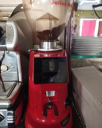 macinacaffè elettrico professionale