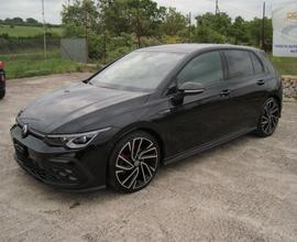 Volkswagen Golf 8 GTD 2.0 TDI DSG 200CV ''10.000KM