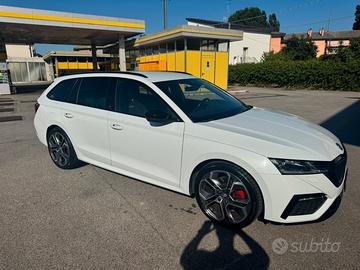 SKODA OCTAVIA RS DIESEL 4x4