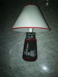 Lume in pietra lavica