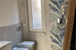 Locali ristrutturati per uso ufficio commerciale