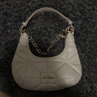 Borsa love Moschino