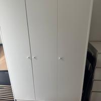 Armadio piccolo Ikea 3 ante