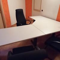 Scrivania aziendale + Sedie