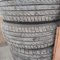 gomme 225/60-17