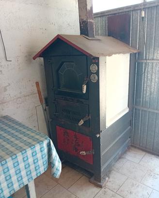 forno da esterno con tetto