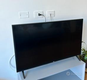 Televisore Smart TV LG da 43”
