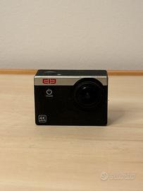 Action Cam 4K con accessori e custodia subacquea