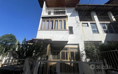 Casa indipendente a Castellamonte 3 locali