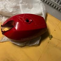 Serbatoio e bauletti guzzi 850 T