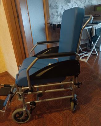 Sedia a rotelle nuova