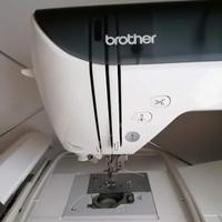 macchina ricamatrice Brothers innov-is 750E