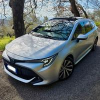Toyota Corolla hybrid 2.0 150cv Tetto