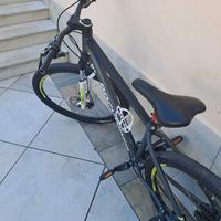 Mountain Bike Rockrider ST520 Tglia S