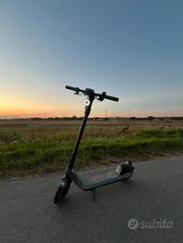 Monopattino elettrico niu kqi3 pro grigio