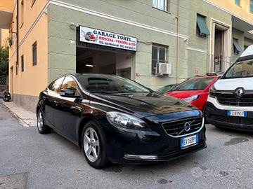 Volvo V40 D2 1.6 Momentum