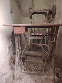 antica macchina da cucire Siinger