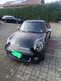 Mini 1.6 benzina adatta neopatentati full optional