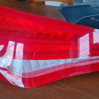 Fanale posteriore sinistro Mercedes CLA (C117)