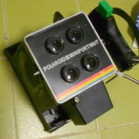 Polaroid miniportrait 402