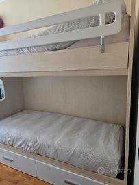 letto a  castello  cameretta  con ribalta