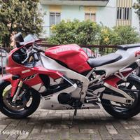 Yamaha R1 1998