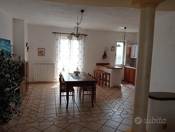 Appartamento arredato zona residenziale