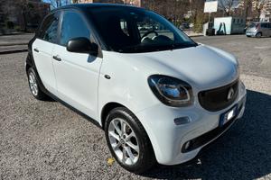SMART FORFOUR 70cv 1.0 W453 GPL