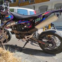 Ktm 690 smc - 2011