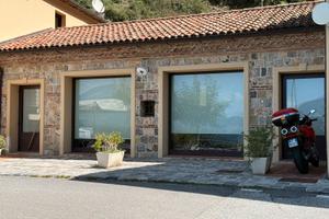 Locale commerciale