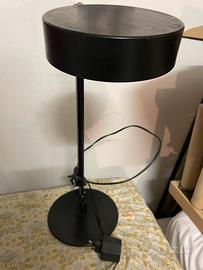 Lampada da tavolo