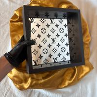 Quadretto specchiato LV stencil