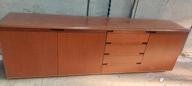 Mobile soggiorno-credenza bassa in legno